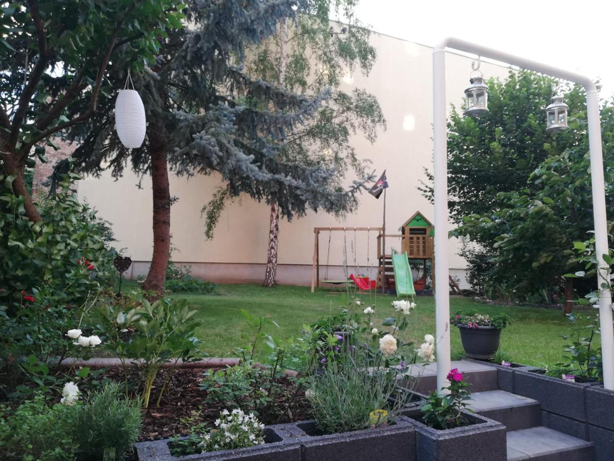 Ferienwohnung "Kleiner Otto" Ерфурт Екстер'єр фото